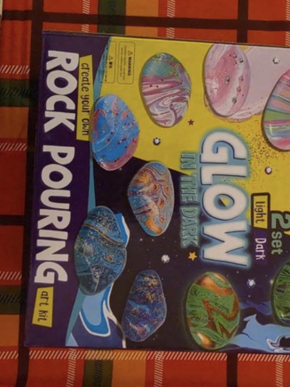 Crayola Glow in the Dark Rock Painting Art Kit Rock Painting Art Kit